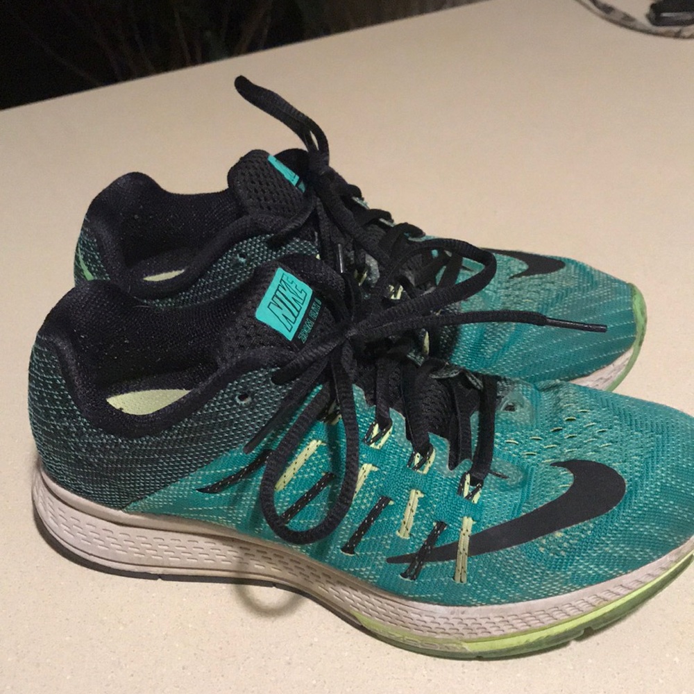 Nike Zoom Elite 8’s